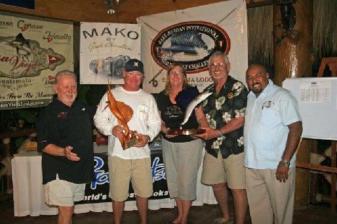 Third Place Team, Makaira, (L to R) Jake Jordan, Captain Jason Brice, Sharon Maybee, George Maybee, Antonio Valdez